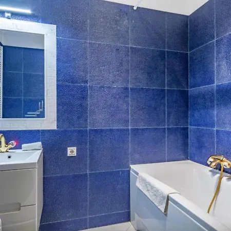 Skyvibe Penthouse Bpcentral