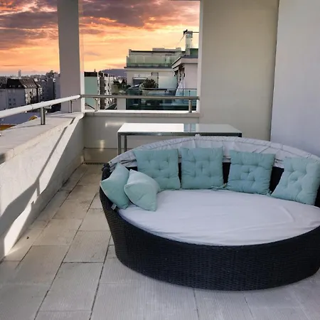 Skyvibe Penthouse Bpcentral Lägenhet