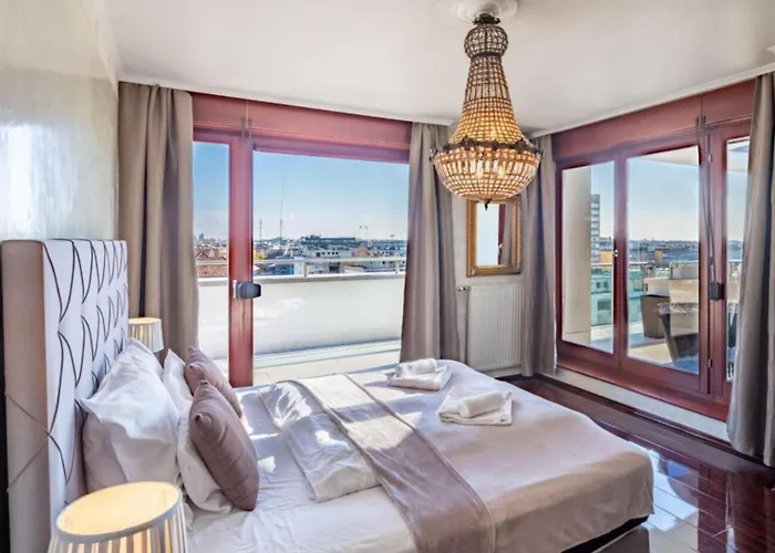 Skyvibe Penthouse Bpcentral *